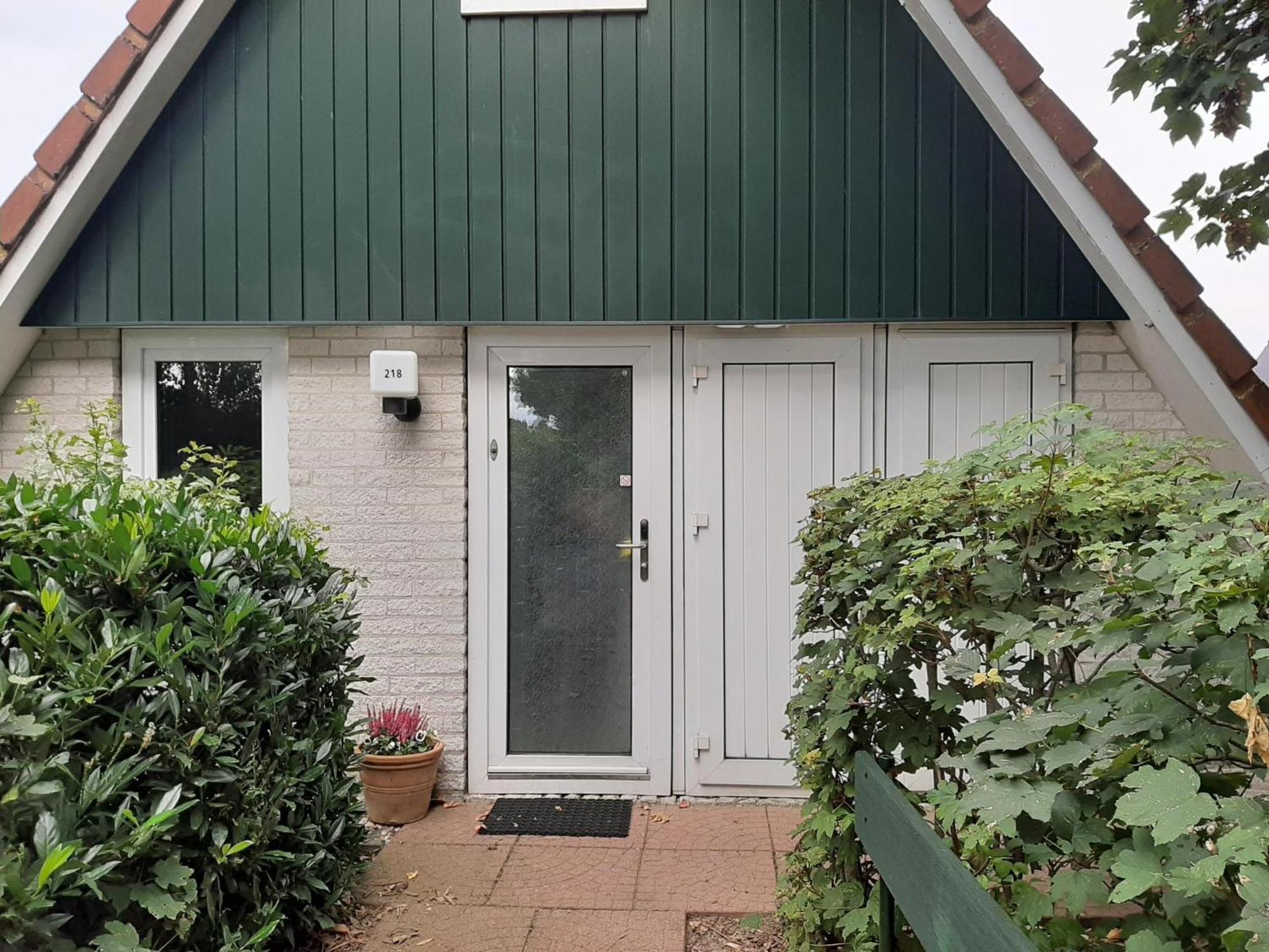 Vijverzicht 218 Met Whirlpool Gramsbergen Exterior photo